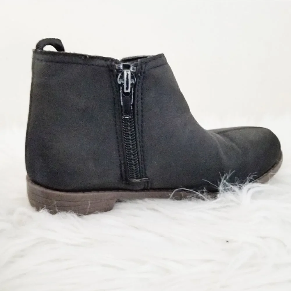 Carter's booties size 11 side zip color black